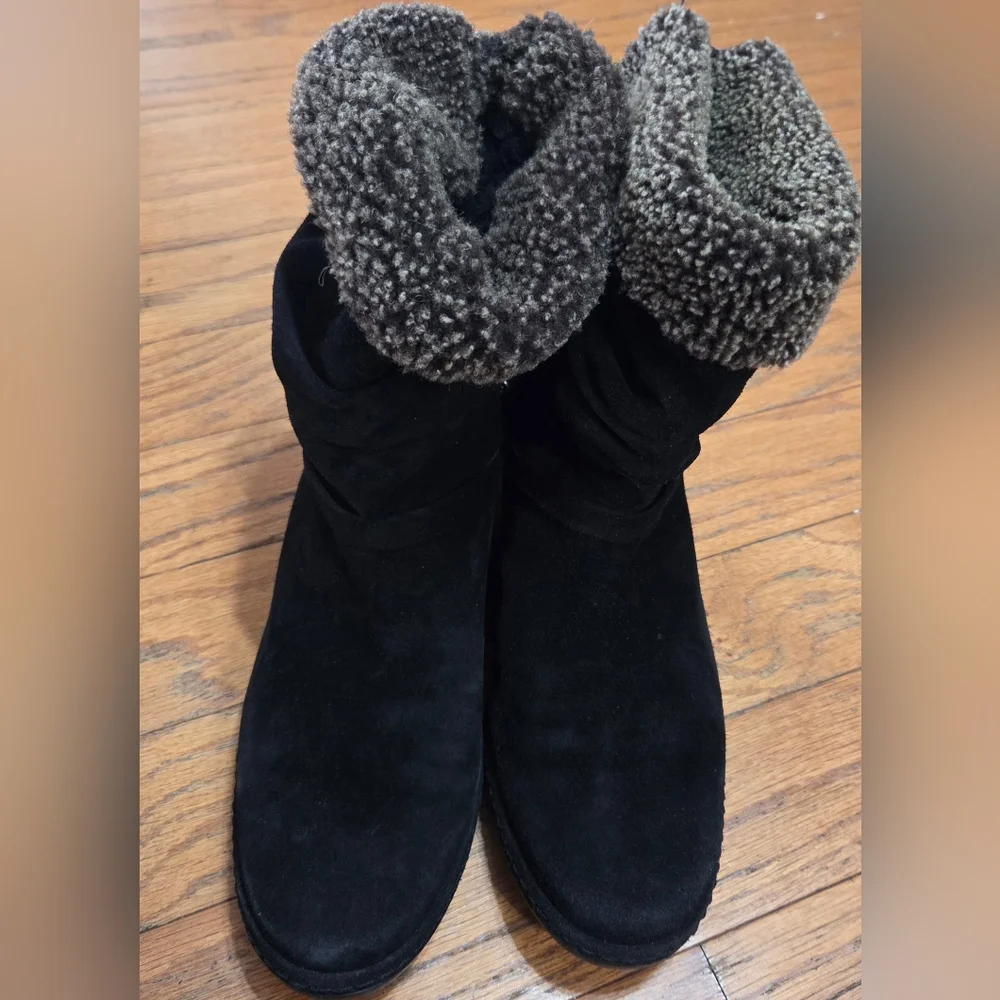 Stuart Weitzman Black Suede Sherpa Ankle Boots Size 9.5